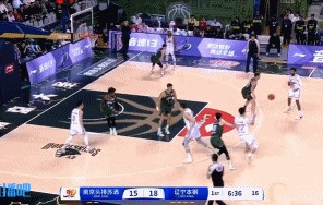 DB视讯百家乐里程碑！韩德君顺下反篮！总分8627分超越郭艾伦加冕队史得分王！