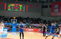 DB视讯官方登录入口😅有点欺负人了！周琦在对方外援身后点抢篮板补篮打成2+1