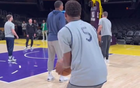 DB视讯官方登录入口今天要收系列赛？华子赛前热身 外线三分一个不丢！