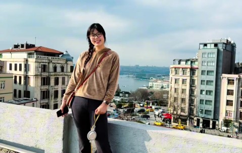 DB视讯百家乐追梦人！李月汝晒日常随笔：在心里种花 人生就不会荒芜