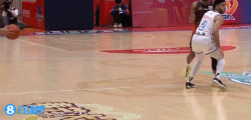 DB视讯官网扣得爽歪歪！高诗岩连续助攻库马杰吃饼暴扣&山东14-4梦幻开局！