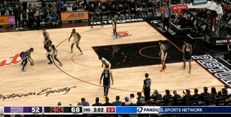 DB视讯官网还得练啊老弟🤨！德罗赞假动作晃起英雄心 屡次上课奥萨尔